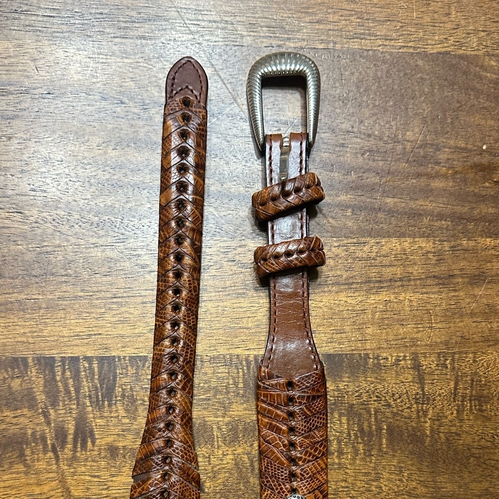 Vintage Men’s Tooled Leather Belt with Silver Buckle – Size 42